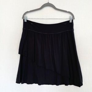 FRESH PRODUCE Women's Large Black Diagonal Tiered Pull On Knee Length Skirt